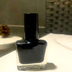 PH7 New Black Nail Polish